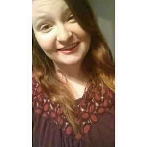 Meet your Posher, Abigail